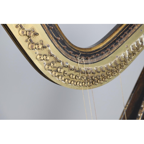 467 - AN EBONISED AND GILTWOOD 'GRECIAN' HARP BY SEBASTIAN ERARDS. 19th century, the gilded Corinthian col... 