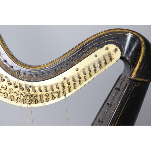 467 - AN EBONISED AND GILTWOOD 'GRECIAN' HARP BY SEBASTIAN ERARDS. 19th century, the gilded Corinthian col... 