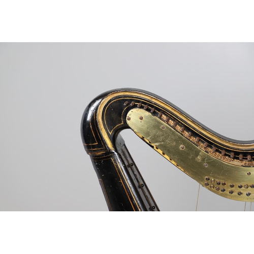 467 - AN EBONISED AND GILTWOOD 'GRECIAN' HARP BY SEBASTIAN ERARDS. 19th century, the gilded Corinthian col... 