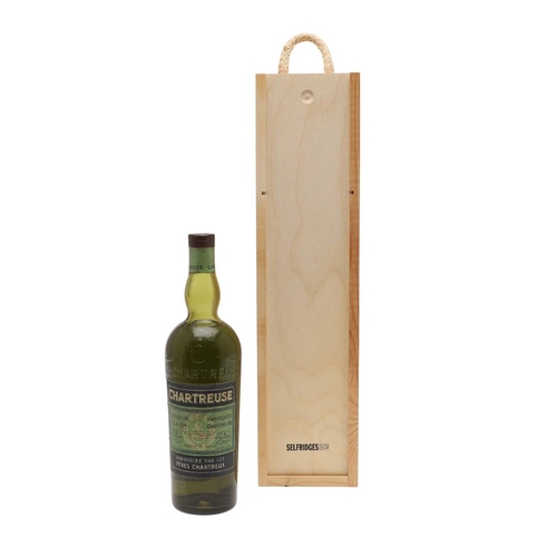 472 - L GARNIER CHARTREUSE DEPOSE 1969. one bottle, 96% proof, in non-associated wooden case

*PLEASE NOTE... 