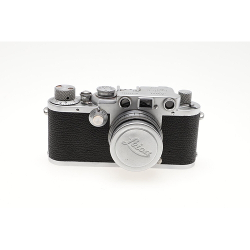 550 - LEICA IIIF RANGEFINDER CAMERA - RED DIAL. A Leica 'red dial' rangefinder camera, Serial Number 63058... 