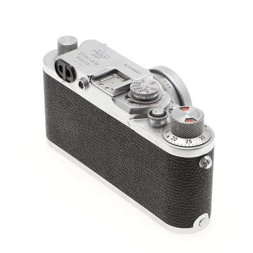 550 - LEICA IIIF RANGEFINDER CAMERA - RED DIAL. A Leica 'red dial' rangefinder camera, Serial Number 63058... 