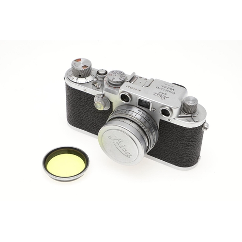 550 - LEICA IIIF RANGEFINDER CAMERA - RED DIAL. A Leica 'red dial' rangefinder camera, Serial Number 63058... 