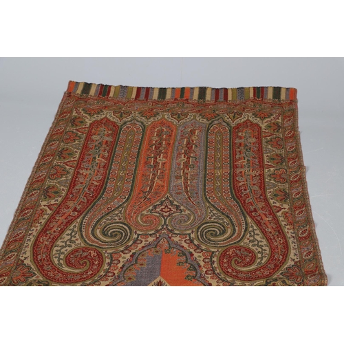 577 - LATE 19THC PAISLEY SHAWL & VARIOUS TEXTILES. A late 19thc Paisley wool shawl, some damages to the ed... 