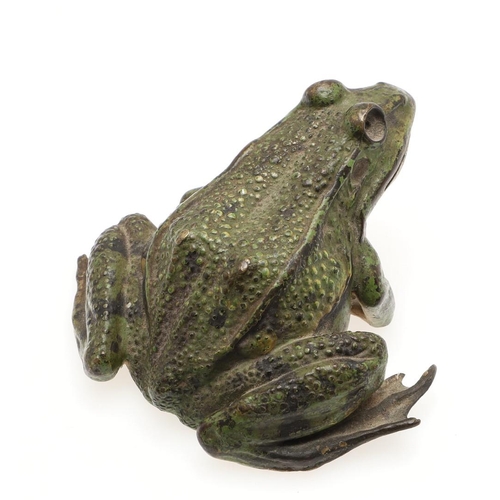 659 - FRANZ BERGMANN - COLD PAINTED BRONZE FROG. A small cold painted bronze model of a Frog, with impress... 