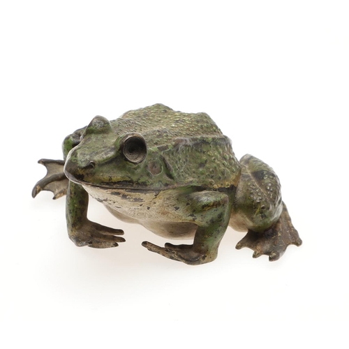 659 - FRANZ BERGMANN - COLD PAINTED BRONZE FROG. A small cold painted bronze model of a Frog, with impress... 