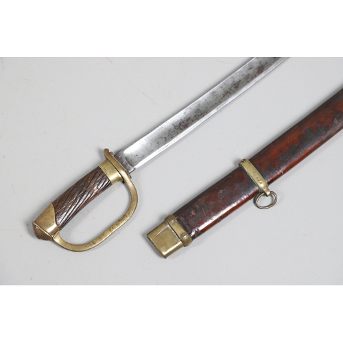 105 - A FIRST WORLD WAR RUSSIAN 1881 PATTERN CAVALRY TROOPER'S SWORD AND SCABBARD. With an unusually long ... 