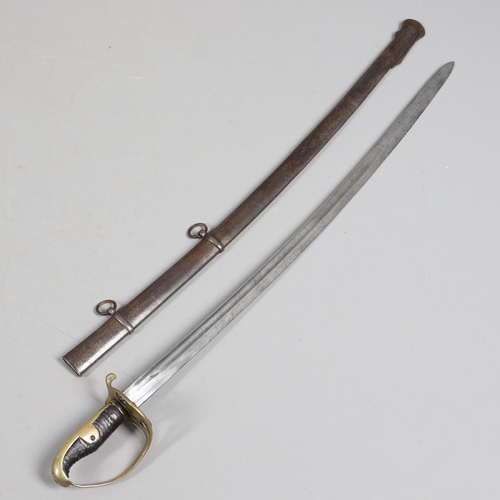 106 - A FIRST WORLD WAR TURKISH CAVALRY OFFICER'S SABRE AND SCABBARD. With an 86 cm curved, pointed, singl... 