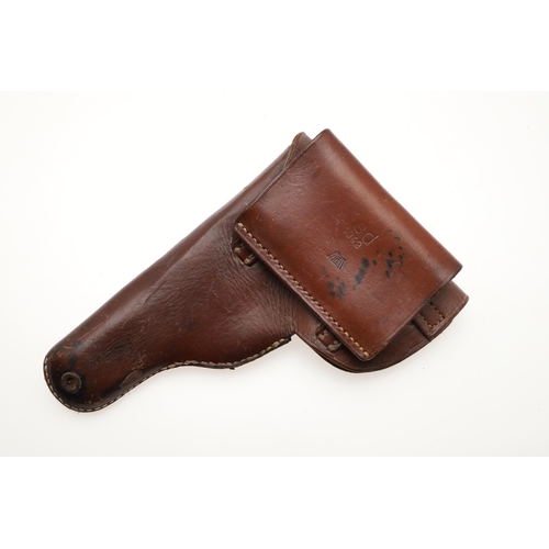 13 - A SECOND WORLD WAR ERA WALTER PISTOL HOLSTER. A brown leather pistol holster with separate magazine ... 