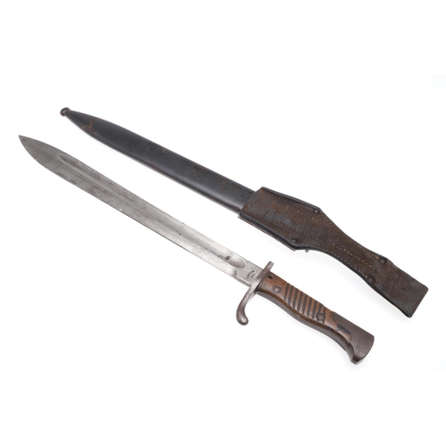 145 - A FIRST WORLD WAR GERMAN 'BUTHCER' BAYONET AND SCABBARD. A First World War German M1898 bayonet with... 