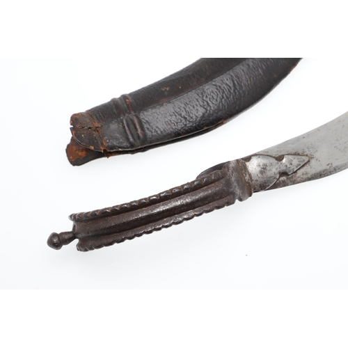 161 - AN INDIAN BICHWA KNIFE AND SCABBARD. A Bichwa knife with a 24 cm double curved double edged blade wi... 