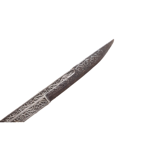 165 - A FINELY DECORATED SINHALESE PIHA KAETTA KNIFA. A traditional Sri Lankan dagger with a 14 cm blade w... 