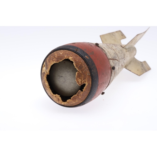 186 - AN UNUSUAL SECOND WORLD WAR JAPANESE PRACTICE BOMB. A Second World War Japanese Airforce practice bo... 