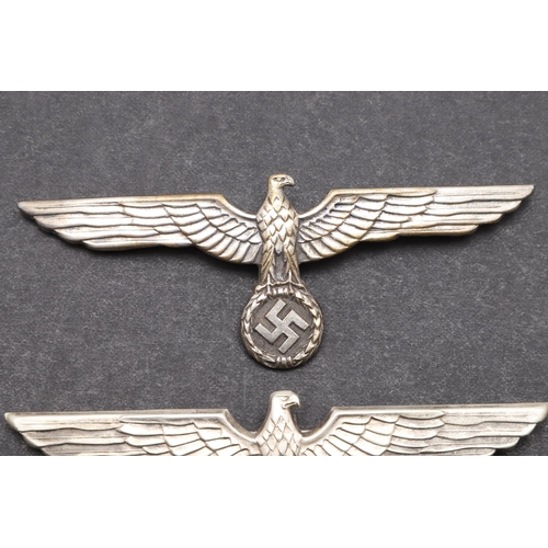 220 - TWO SECOND WORLD WAR GERMAN ARMY OFFICER'S BREAST EAGLES. German Army Officer's breast eagles for th... 