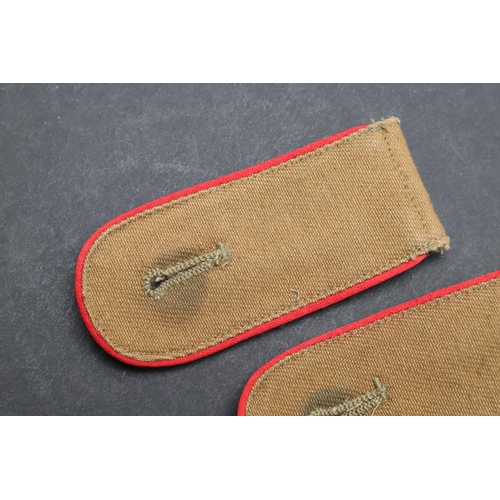 231 - A PAIR OF SECOND WORLD WAR GERMAN AFRIKAKORPS ARTILLERY SHOULDER STRAPS. A pair of Army Afrikakorps ... 