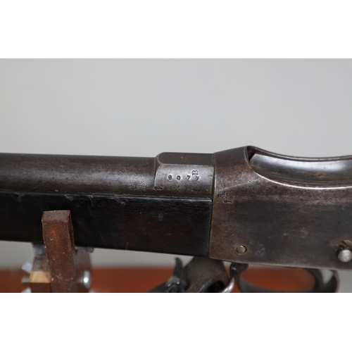 24 - AN ENFIELD MARTINI HENRY MARK IV MILITARY RIFLE. With an 82 cm rifled barrel, 11.05 mm at the muzzle... 