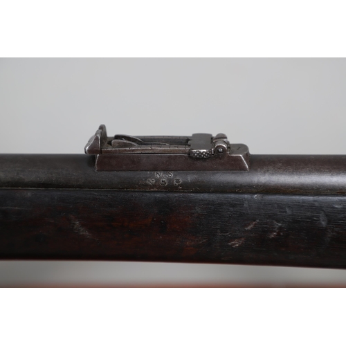 24 - AN ENFIELD MARTINI HENRY MARK IV MILITARY RIFLE. With an 82 cm rifled barrel, 11.05 mm at the muzzle... 