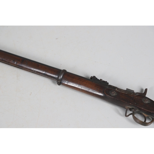 29 - A VICTORIAN SNIDER RIFLE. A Snider two-band service rifle with a 75 cm barrel with rising adjustable... 