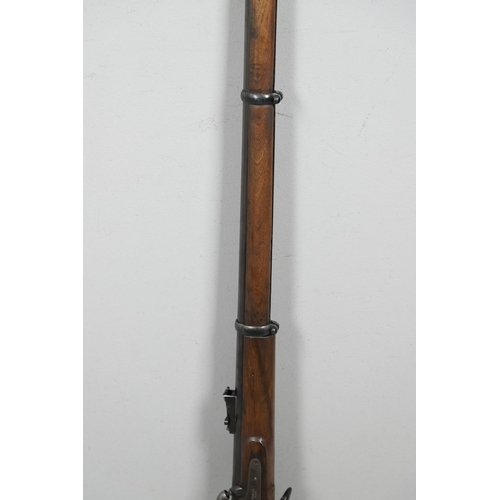 30 - A TOWER ISSUED PATTERN 53 THREE BAND RIFLE. With a 99cm tapering barrel with with three grove riflin... 