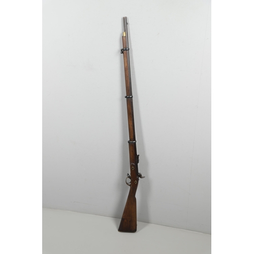 30 - A TOWER ISSUED PATTERN 53 THREE BAND RIFLE. With a 99cm tapering barrel with with three grove riflin... 