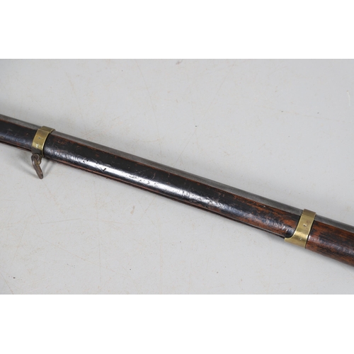 31 - A RUSSIAN 1845 PATTERN PERCUSSION MUSKET DATED 1853. With a 108cm tapering round barrel with various... 