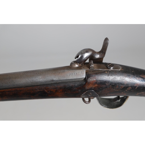 31 - A RUSSIAN 1845 PATTERN PERCUSSION MUSKET DATED 1853. With a 108cm tapering round barrel with various... 