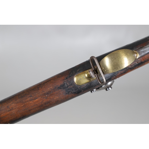 31 - A RUSSIAN 1845 PATTERN PERCUSSION MUSKET DATED 1853. With a 108cm tapering round barrel with various... 