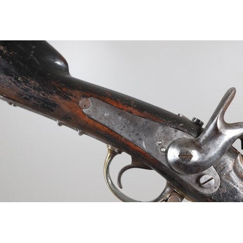 31 - A RUSSIAN 1845 PATTERN PERCUSSION MUSKET DATED 1853. With a 108cm tapering round barrel with various... 