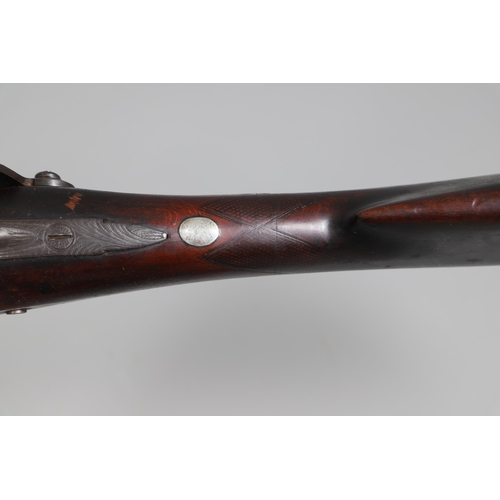 32 - A MASSIVE FOUR BORE FOWLING GUN BY VEISEY OF BIRMIGHAM. With an 89 cm barrel, approximately 26.5 mm ... 