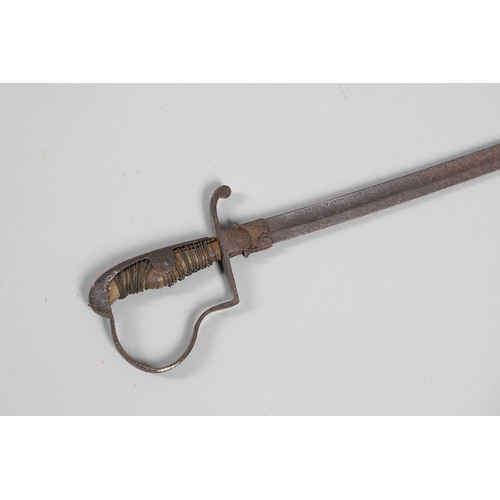 35 - A FLINTLOCK LONG GUN IN RELIC CONDITION AND SIMILAR SWORD. A flintlock gun with a 129 cm barrl, remn... 