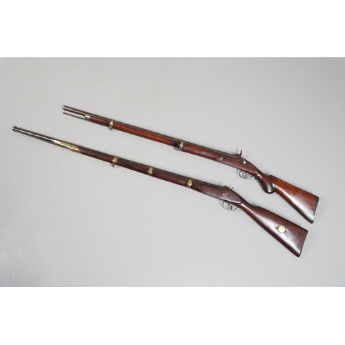 36 - A 19TH CENTURY ENFIELD TYPE PERCUSSION FIRING RIFLE AND ANOTHER SIMILAR. With a 97 cm unmarked barre... 