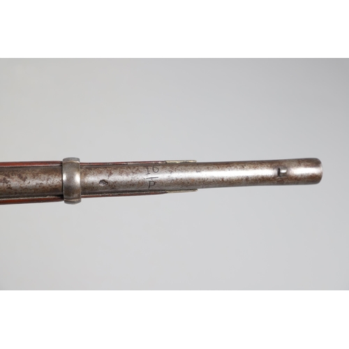 37 - A 19TH CENTURY ENFIELD TYPE PERCUSSION FIRING RIFLE AND ANOTHER SIMILAR. With an 80 cm unmarked barr... 