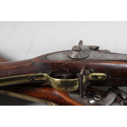 37 - A 19TH CENTURY ENFIELD TYPE PERCUSSION FIRING RIFLE AND ANOTHER SIMILAR. With an 80 cm unmarked barr... 