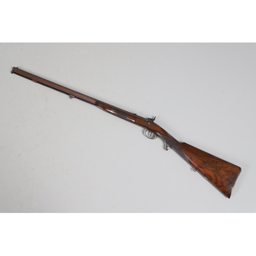 38 - A FINE SCOTTISH PERCUSSION DEER RIFLE BY PATON AND WALSH OF PERTH. With a 66 cm octagonal rifled .80... 