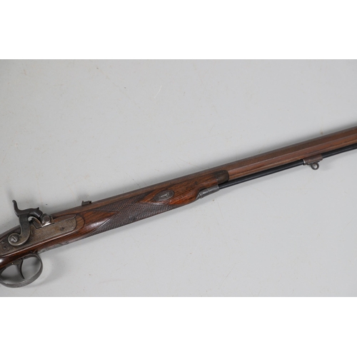 38 - A FINE SCOTTISH PERCUSSION DEER RIFLE BY PATON AND WALSH OF PERTH. With a 66 cm octagonal rifled .80... 