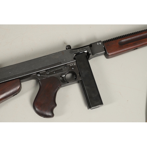 39 - A DEACTIVATED AUTO-ORDNANCE CORPORATION THOMPSON .45 ACP SUBMACHINE GUN. An Auto Ordnance Corporatio... 