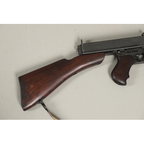 39 - A DEACTIVATED AUTO-ORDNANCE CORPORATION THOMPSON .45 ACP SUBMACHINE GUN. An Auto Ordnance Corporatio... 