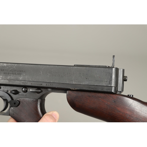 39 - A DEACTIVATED AUTO-ORDNANCE CORPORATION THOMPSON .45 ACP SUBMACHINE GUN. An Auto Ordnance Corporatio... 