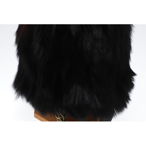 407 - A BRIGADE OF GUARDS OTHER RANKS BEARSKIN HAT. An Other Ranks Bearskin Cap with traditional wicker fr... 