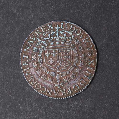 456 - A SMALL MEDAL/TOKEN OF LOUIS XIII OF FRANCE, 1629. A small French historic medal a crown held aloft ... 