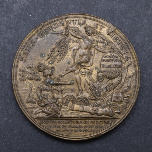 458 - AN HISTORIC MEDAL MARKING THE CAPTURE OF PRAGUE, 1791 BY J.G. HOLTZHEY. A bronze medal, obverse with... 