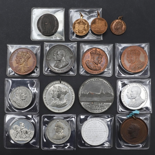 473 - AN INTERESTING COLLECTION OF HISTORIC MEDALS TO INCLUDE A MEDAL MARKING THE OPENING OF THE CRYSTAL P... 