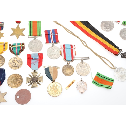 564 - A COLLECTION OF SECOND WORLD WAR AND OTHER MEDALS. A collection of Second World War and other medals... 