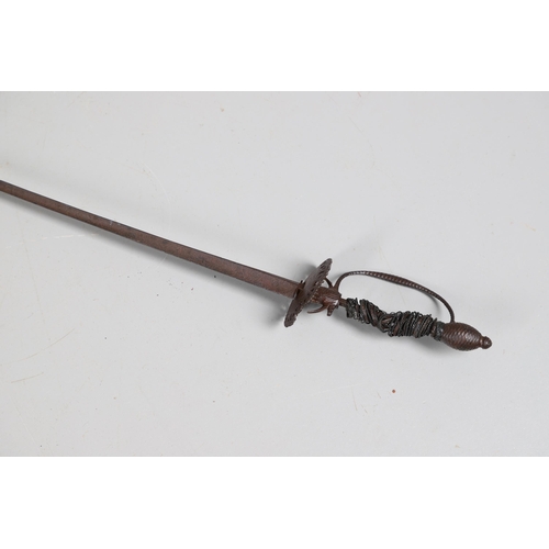 68 - AN EARLY SMALL SWORD WITH PIERCED STEEL GUARD. With an 82 cm three edged tapering blade, pierced cir... 