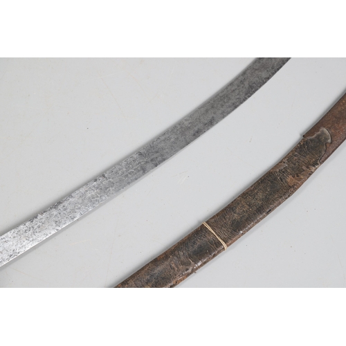 72 - A 1796 PATTERN LIGHT CAVALRY OFFICER'S SWORD AND SCABBARD. With a 76 cm flat curved blade with spear... 