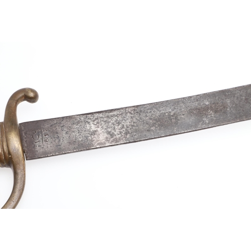 73 - A FRENCH NAPOLEONIC PERIOD INFANTRYMAN'S BRIQUET SWORD. With a 67 cm curved blade with sharpened edg... 