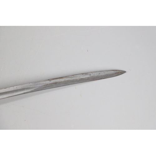 82 - AN 1822 PATTERN LIGHT CAVALRY TROOPERS SWORD. With an 89 cm slightly curved pointed blade with broad... 