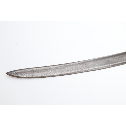 87 - A RUSSIAN CRIMEAN WAR PERIOD 1827 PATTERN GRENADIER'S SABRE. With a 68 cm curved, pointed single edg... 