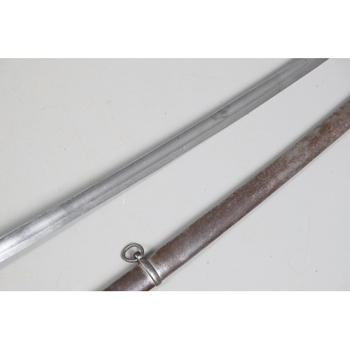 88 - A NAPOLEONIC FRENCH HEAVY CAVALRY CUIRASSIER SWORD AND SCABBARD. With an 89 cm curved, pointed singl... 