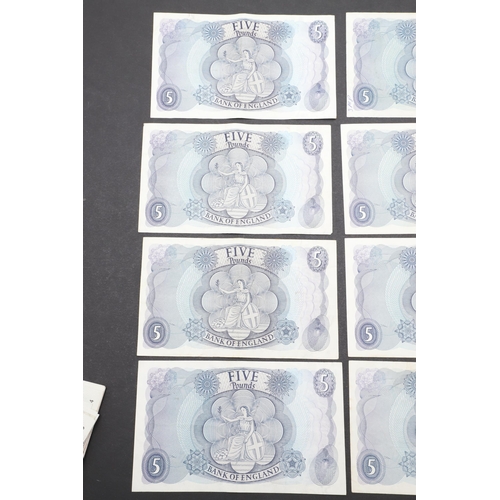 601 - A COLLECTION OF 42 BANK OF ENGLAND SERIES 'C' FIVE POUND NOTES. A collection of 42 Series 'C' portra... 